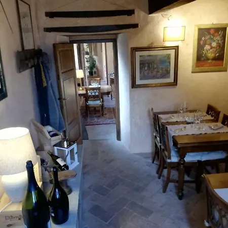 La Canonica Room's *
