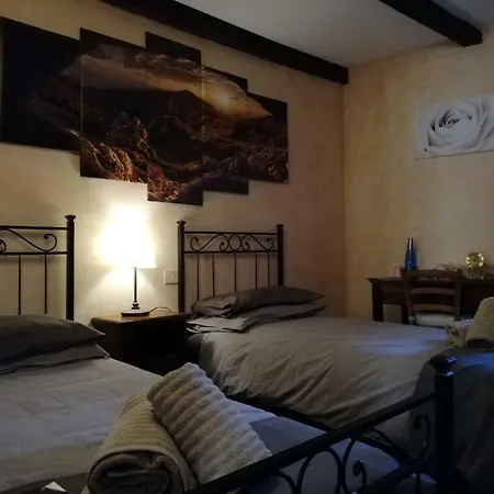 La Canonica Room's Bed & Breakfast *